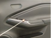 Recambio de guarnecido puerta delantera derecha para nissan juke (f16_) 1.6 hybrid referencia OEM IAM 809106PA0A 809006PD0C 