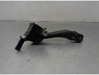 Replacement wiper stalk for Volkswagen Golf V Saloon (1K1) 1.9 TDI OEM IAM reference 1K0953519A 