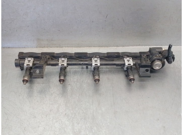 Recambio de rampa inyectora para ford fiesta vi (cb1, ccn) 1.4 referencia OEM IAM 8A6G9H487AB 1804263 