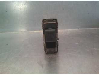 Recambio de mando elevalunas trasero derecho para jeep commander 3.0 crd cat referencia OEM IAM 04602787AA 