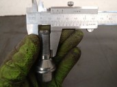 Recambio de tornillo para volvo xc40 (536) recharge referencia OEM IAM 31423735 