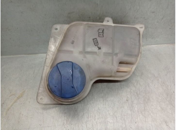 Recambio de deposito expansion para audi a4 b5 avant (8d5) 1.9 tdi referencia OEM IAM 218429141  