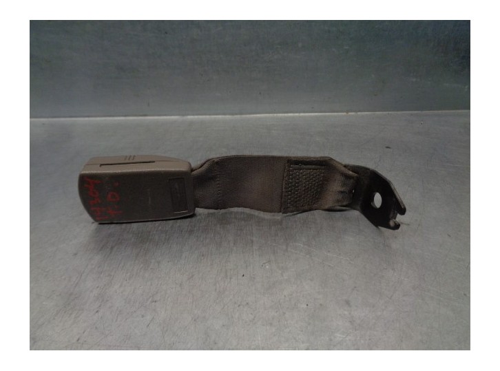 Recambio de enganche cinturon para mg serie 400 (xw) referencia OEM IAM EVL10100  