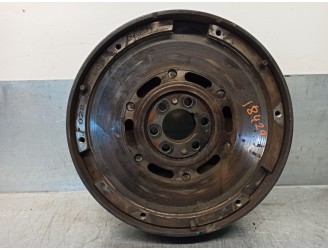 Recambio de volante motor para audi a4 avant (b5) 1.9 tdi referencia OEM IAM 028105266A  