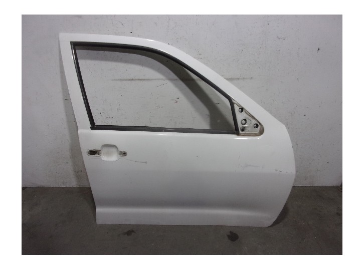 Recambio de puerta delantera derecha para seat ibiza (6k1) 1.4 referencia OEM IAM 6K4831052C BLANCA 5 PUERTAS