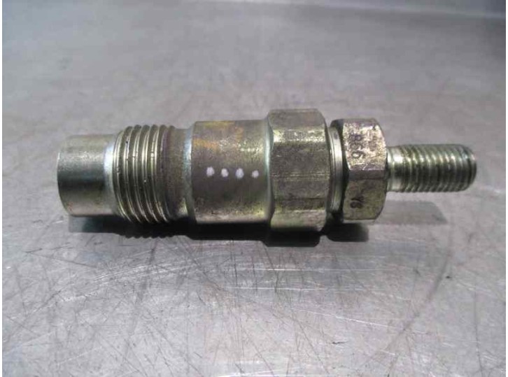 Recambio de inyector para nissan almera (n15) 2.0 diesel referencia OEM IAM 71A1361 866 ZEXEL