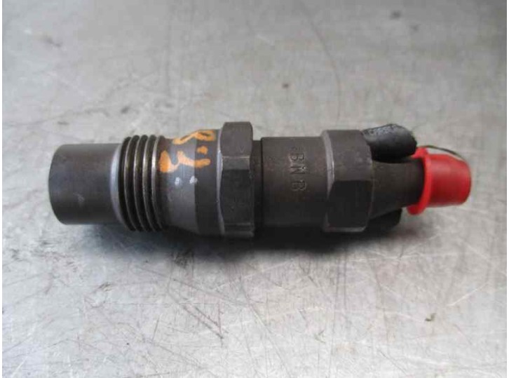 Recambio de inyector para ford fiesta (dx) 1.8 diesel cat referencia OEM IAM 96128 KCA30S44 BOSCH