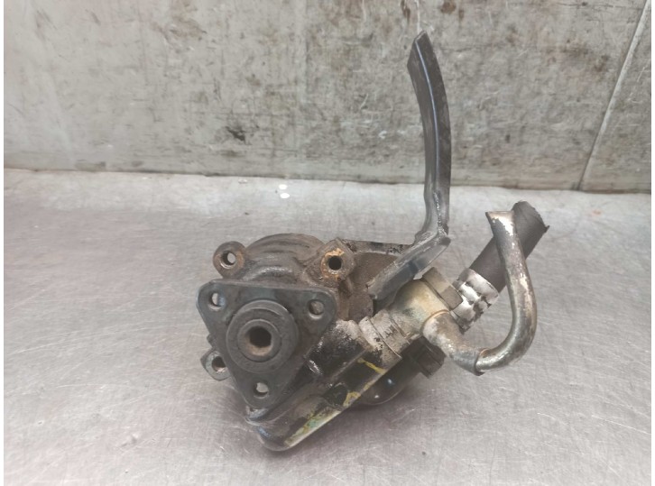 Recambio de bomba servodireccion para alfa romeo 156 1.9 jtd 16v cat referencia OEM IAM 46758670  