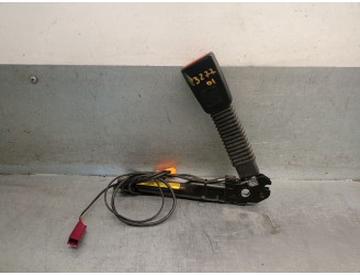 Recambio de pretensor airbag izquierdo para ford focus berlina (cap) 1.8 tdci turbodiesel cat referencia OEM IAM 4M51A61209AH 17