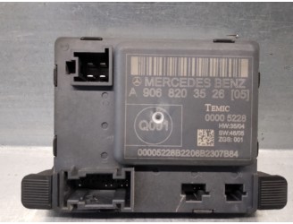 Replacement comfort module for Volkswagen Crafter closed box van 2.5 TDi DPF OEM IAM reference A9068203526 00005228 TEMIC