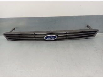 Recambio de rejilla delantera para ford focus berlina (cak) 1.8 tddi turbodiesel cat referencia OEM IAM 98AB8200 