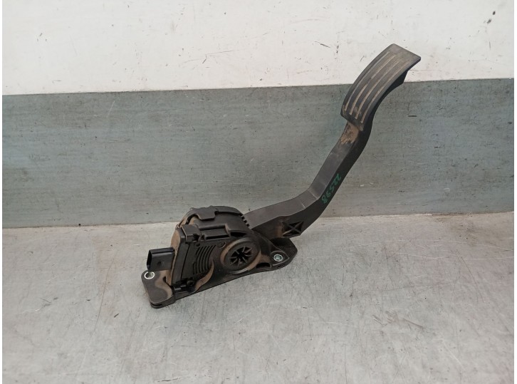 Recambio de potenciometro pedal para ford kuga ii (dm2) 2.0 tdci referencia OEM IAM F1DC9F836AA  