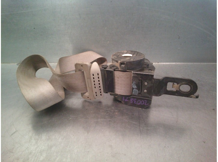 Recambio de cinturon seguridad trasero izquierdo para jeep commander 3.0 crd cat referencia OEM IAM 1CL51BD1AD  5 PUERTAS