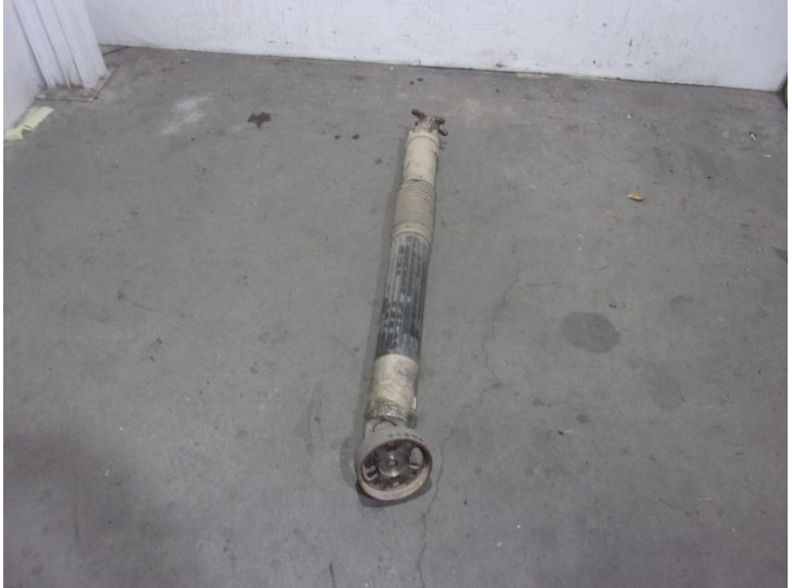 Recambio de transmision central para jeep commander 3.0 crd cat referencia OEM IAM 52853003AF SUELO BURRA 3B