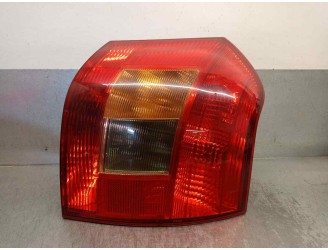 Replacement rear right light for Toyota Corolla (E12) 2.0 turbodiesel cat OEM IAM reference 8149713010 