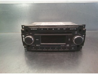 Recambio de sistema audio / radio cd para jeep commander 3.0 crd cat referencia OEM IAM 05064067AF  