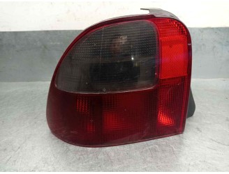 Replacement rear left tail light for MG Series 45 (RT) 1.4 16V CAT OEM IAM reference 4243849 4 DOORS