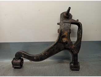 Recambio de brazo suspension inferior delantero derecho para land rover discovery 2.7 td v6 cat referencia OEM IAM RBJ500183 