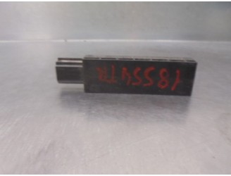 Recambio de antena para seat leon st (5f8) 2.0 tdi referencia OEM IAM 5Q0962131 5FA17166930 