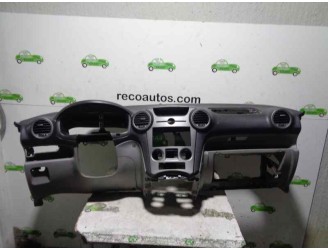 Recambio de salpicadero para kia carens (un) 2.0 crdi referencia OEM IAM 847101D000RU NEGRO Y GRIS 