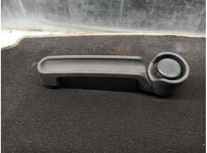 Recambio de maneta exterior delantera izquierda para dodge nitro 2.8 crd referencia OEM IAM 4589164AC 