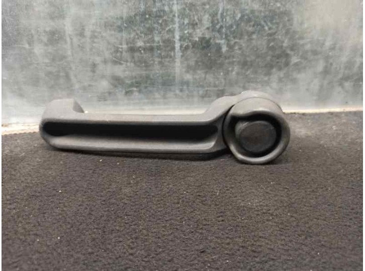 Recambio de maneta exterior trasera izquierda para dodge nitro 2.8 crd referencia OEM IAM 4589164AC 