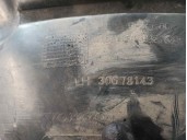 Replacement front left wheel arch for Volvo S40 Saloon 2.0 diesel cat OEM IAM reference 30678143 CESTA 27-C