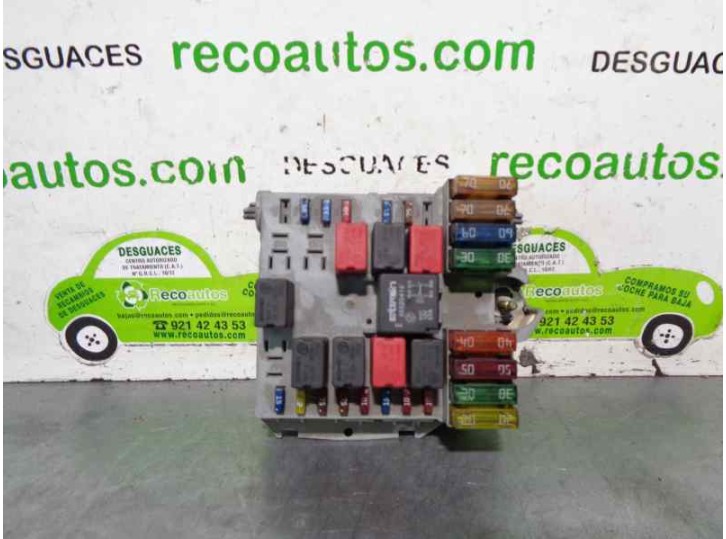 Recambio de caja reles / fusibles para lancia ypsilon (101) 1.4 cat referencia OEM IAM 51724661  