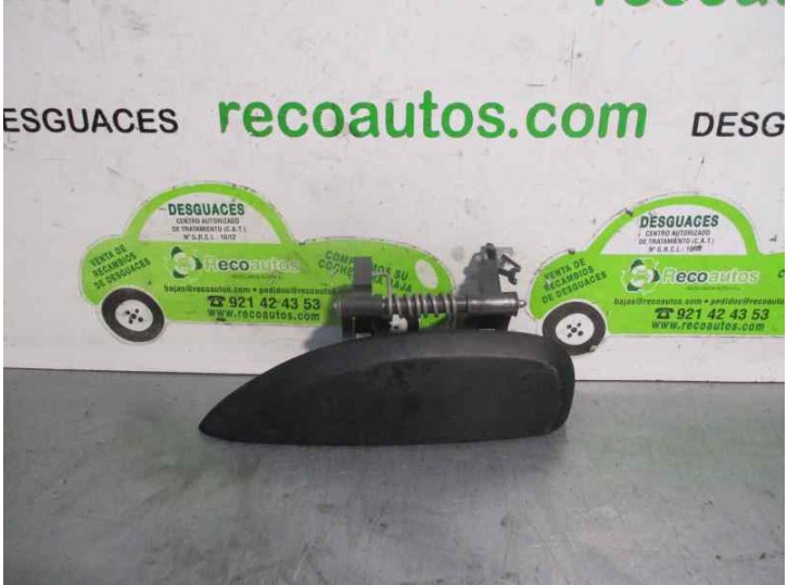 Replacement rear left exterior door handle for Dacia Sandero II 1.5 dCi diesel OEM IAM reference 