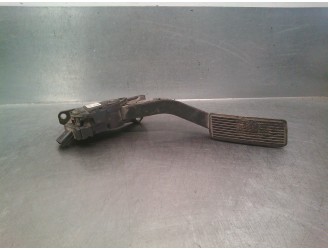 Recambio de potenciometro pedal para jeep commander 3.0 crd cat referencia OEM IAM 53013902AB 6PV93390320 HELLA