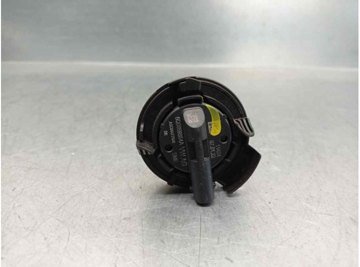 Recambio de sensor impacto para skoda superb combi (3v5) 2.0 tdi referencia OEM IAM 5Q0959354A A3C05477500 