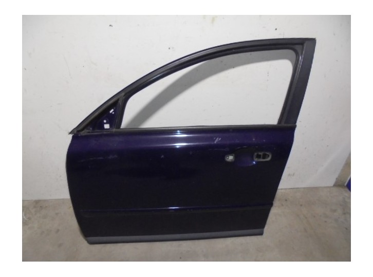 Recambio de puerta delantera izquierda para volvo s40 berlina 2.0 diesel cat referencia OEM IAM 31335440 AZUL 4 PUERTAS