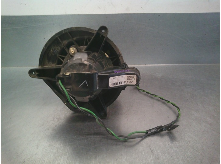 Recambio de motor calefaccion para jeep commander 3.0 crd cat referencia OEM IAM 68020218AA 929447P VALEO