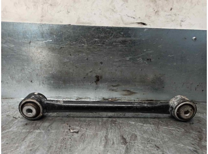 Replacement rear left lower suspension arm for Jeep Compass (MP, M6, MV, M7) 1.3 OEM IAM reference 00521136480 