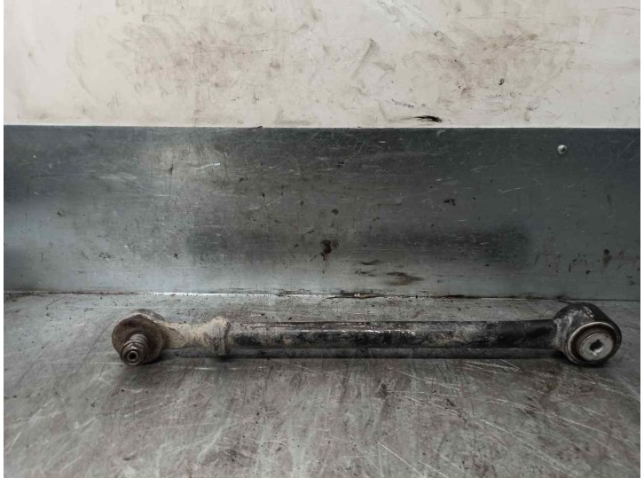 Replacement rear left lower suspension arm for Jeep Compass (mp, m6, mv, m7) 1.3 OEM IAM reference 00521731420 