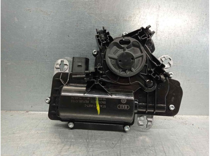 Recambio de motor cierre centralizado porton para skoda superb combi (3v5) 2.0 tdi referencia OEM IAM 5TA827887C 