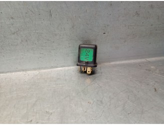 Recambio de rele para nissan patrol iii/1 station wagon (w160) 3.2 td (w160) referencia OEM IAM 25230R8201 25230R8201 