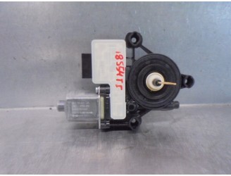 Recambio de motor elevalunas trasero izquierdo para seat leon st (5f8) 2.0 tdi referencia OEM IAM 5Q0959811E 5 PINES 5 PUERTAS