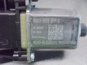 Recambio de motor elevalunas trasero izquierdo para seat leon st (5f8) 2.0 tdi referencia OEM IAM 5Q0959811E 5 PINES 5 PUERTAS