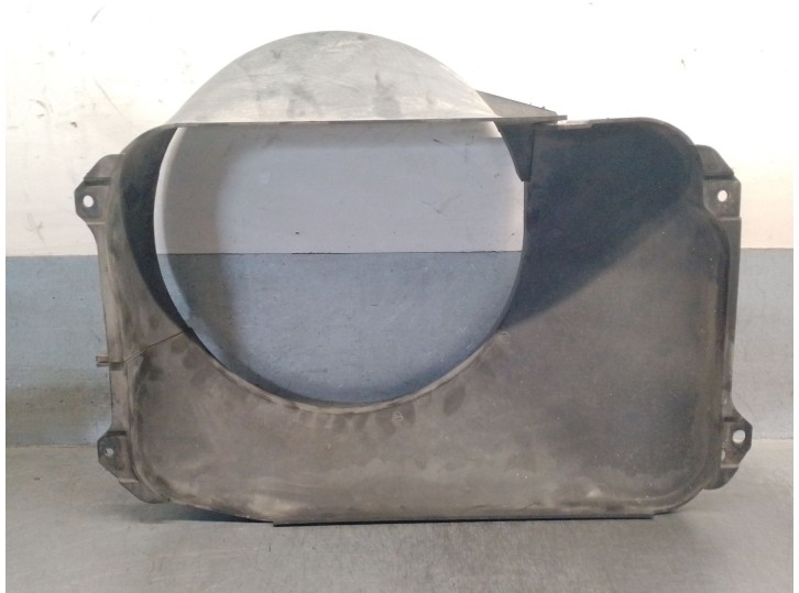 Recambio de calandra delantera de radiador para seat seat 131 supermiraflori seat 131 referencia OEM IAM SEAT131 