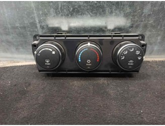 Recambio de mando calefaccion / aire acondicionado para dodge nitro 2.8 crd referencia OEM IAM P55111803AF  