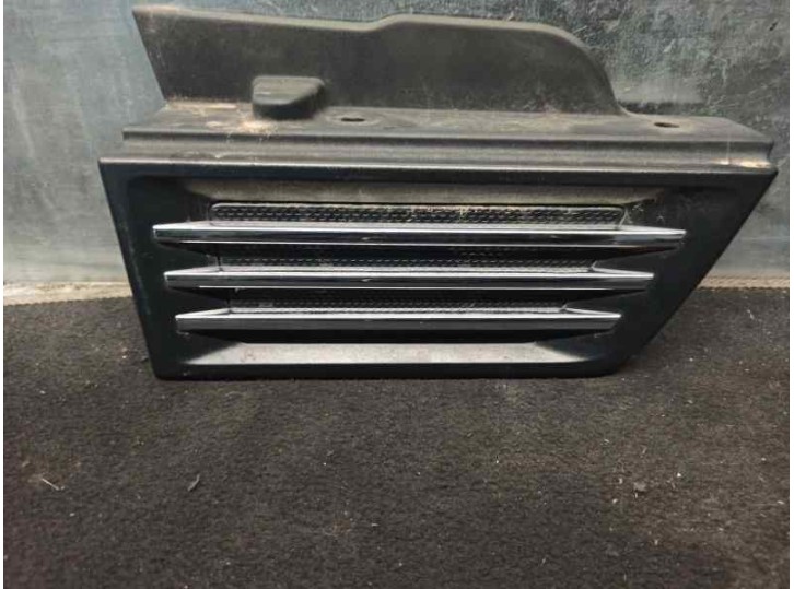 Recambio de molduras delanteras para dodge nitro 2.8 crd referencia OEM IAM 55157164AC REJILLA VENTILACION DERECHA