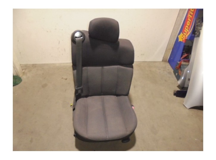 Replacement front right seat for Renault Vel Satis (BJ0) 2.2 DCi turbodiesel FAP CAT OEM IAM reference BLACK FABRIC 5 
