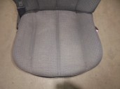 Replacement front right seat for Renault Vel Satis (BJ0) 2.2 DCi turbodiesel FAP CAT OEM IAM reference BLACK FABRIC 5 