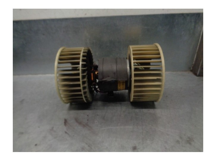 Recambio de motor calefaccion para bmw x5 (e53) 3.0 24v turbodiesel cat referencia OEM IAM 64118385558 0765017212 VALEO