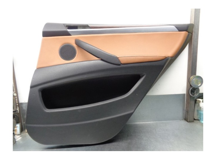 Recambio de guarnecido puerta trasera derecha para bmw x5 (e70) 3.0 turbodiesel cat referencia OEM IAM 51429133676 70W4028 