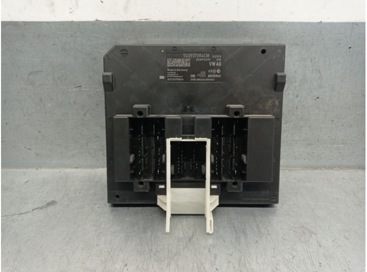 Replacement comfort module for Seat Leon (5F1) 1.6 TDI OEM IAM reference 5Q0937084CM A2C10390804 SME