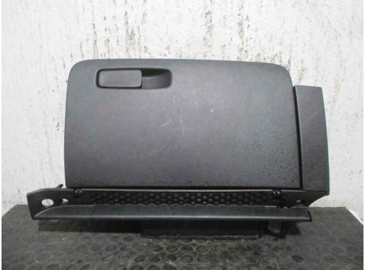 Recambio de guantera para audi a1 sportback (8xf) 1.6 tdi referencia OEM IAM 8X1857035B 