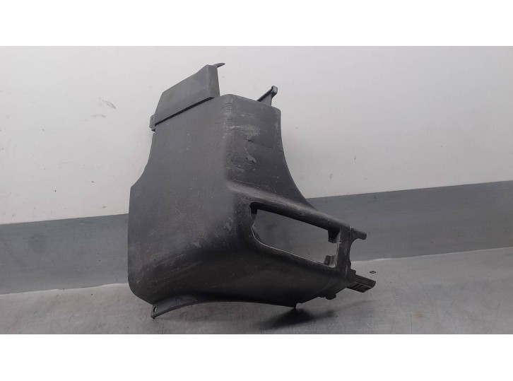 Recambio de puntera paragolpes trasera izquierda para mercedes-benz sprinter ii caja cerrada cdi cat referencia OEM IAM A9068802