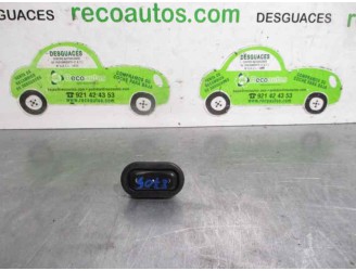 Recambio de mando elevalunas delantero derecho para opel astra g coupé 2.2 16v edition referencia OEM IAM 6240105 90561388 